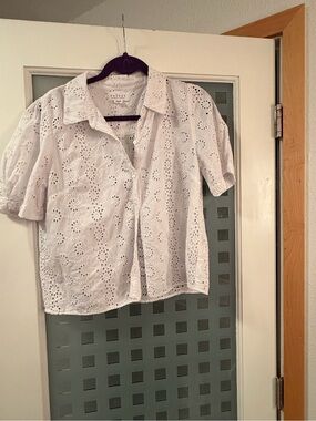 Velvet by Graham & Spencer White Eyelet Blouse